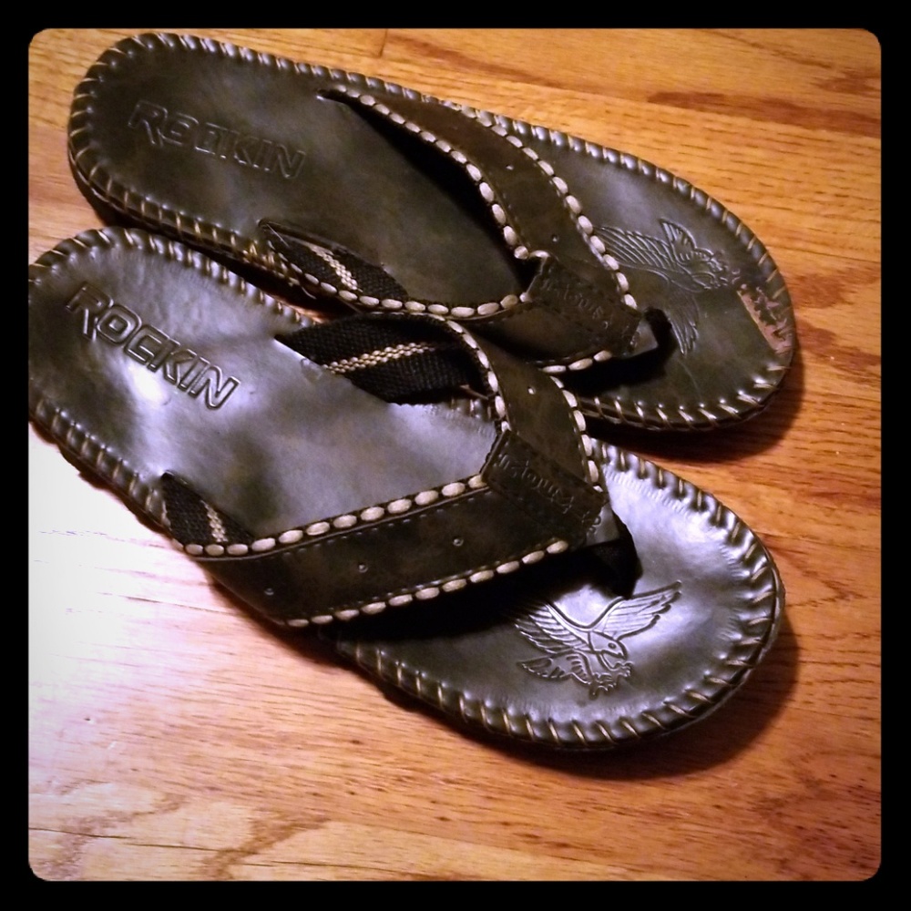 🌴Mens American Eagle Flip Flops🌴